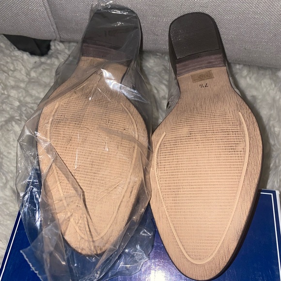 Seychelles Garnet - Taupe Bootie - Picture 2 of 3